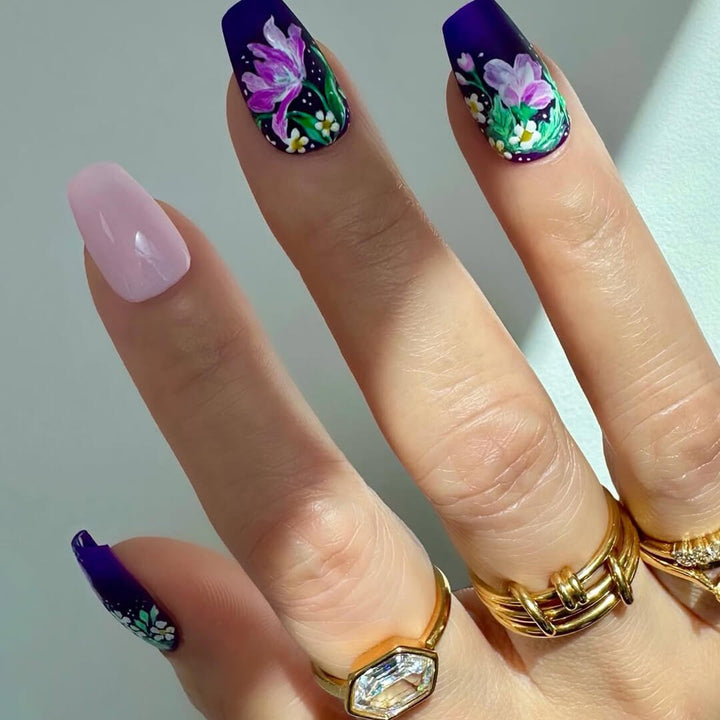 Aura Schlichte Verschlungene Ring