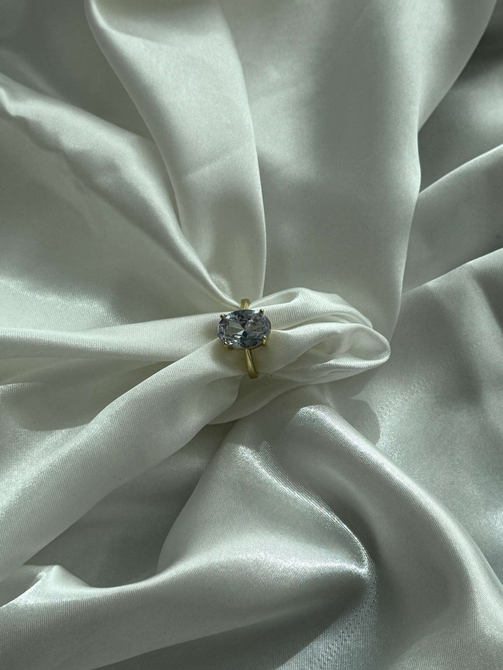 Avianna Oval Zirkonia Bandring