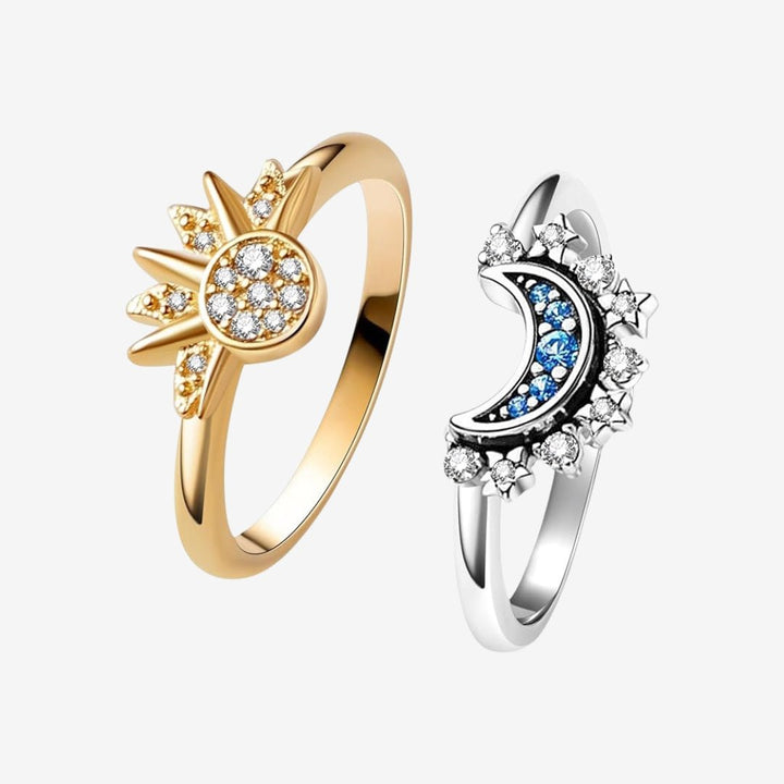 Brietta Celestial Sun & Moon Ring Set - Handgefertigter 14k Goldplattierter Stapelring Schmuck