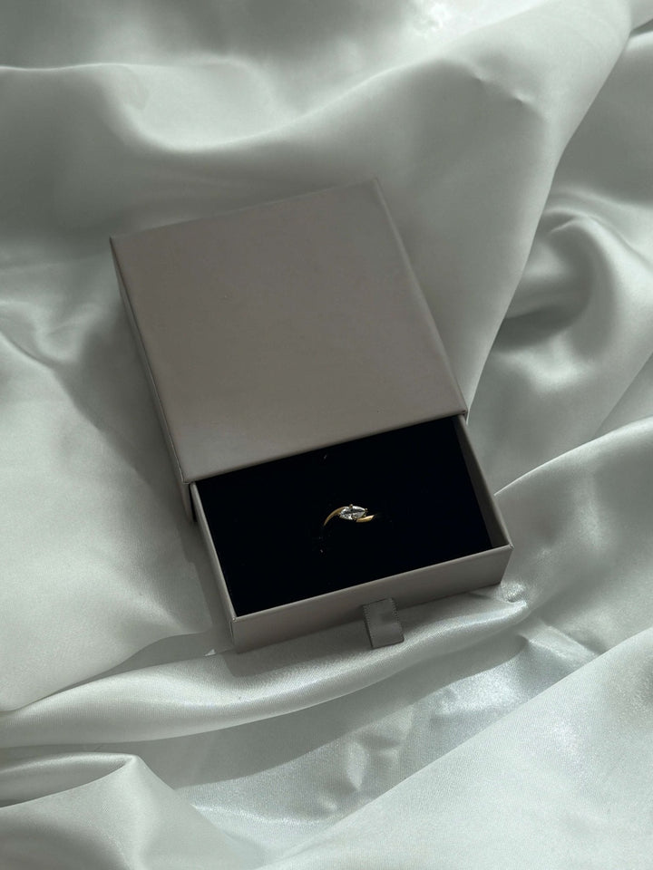 Calista Twisted Elegance Bandring