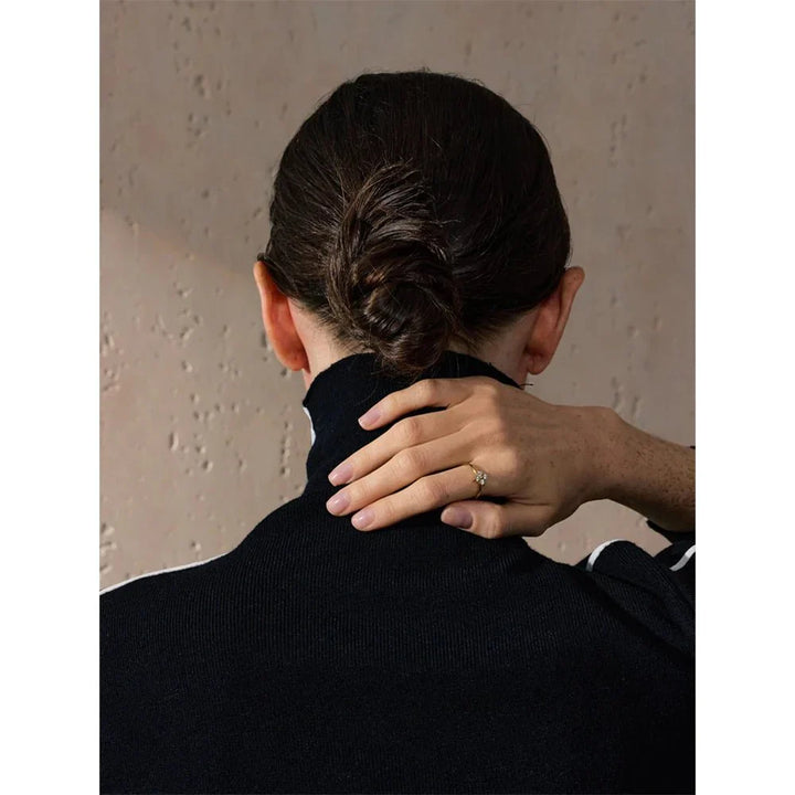 Desiree - Verstellbarer Edelstahl Blumenring mit funkelndem Zirkonia