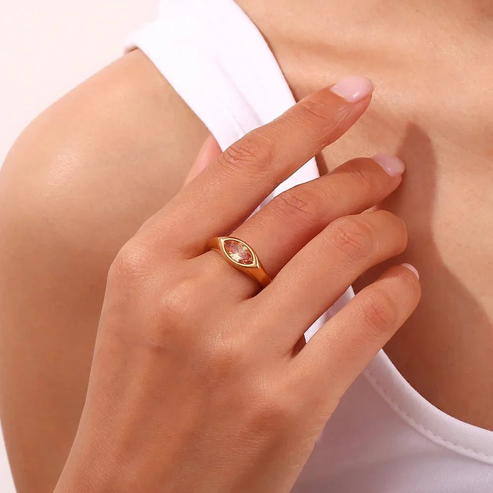 Aurora Ring - Bunter Pferdeaugen-Zirkonring aus langlebigem hypoallergenem Stahl