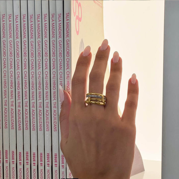 Ivana Minimalist Vier gestapelte Ringe