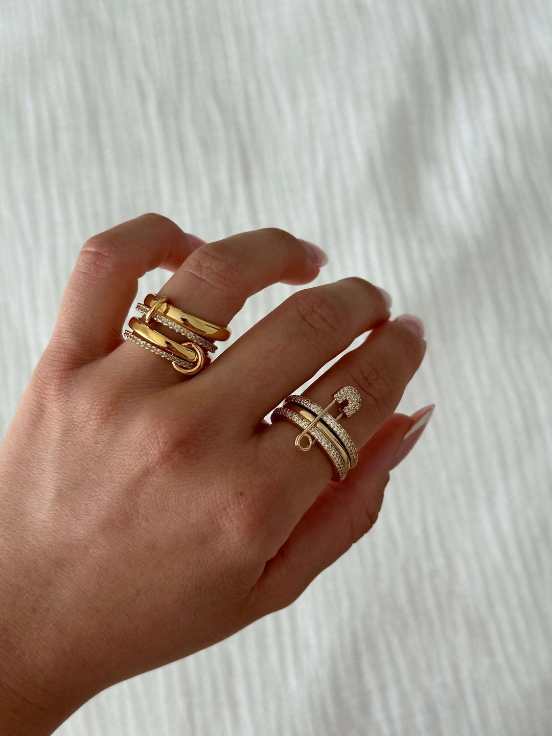 Monica Pinned Sparkle Band Ring