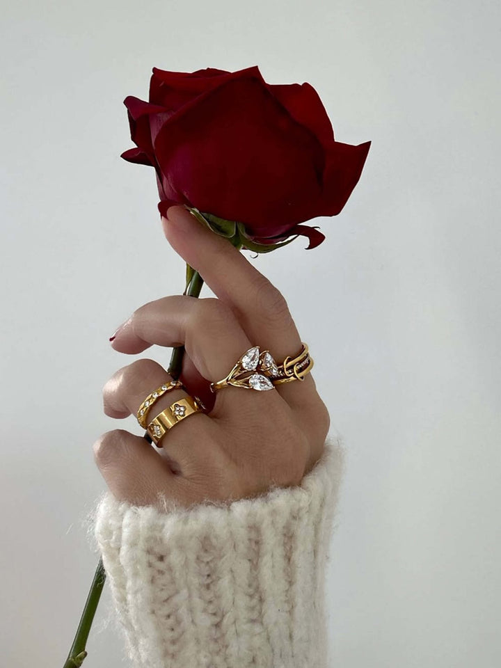 Serrah Herz Strass Bandring