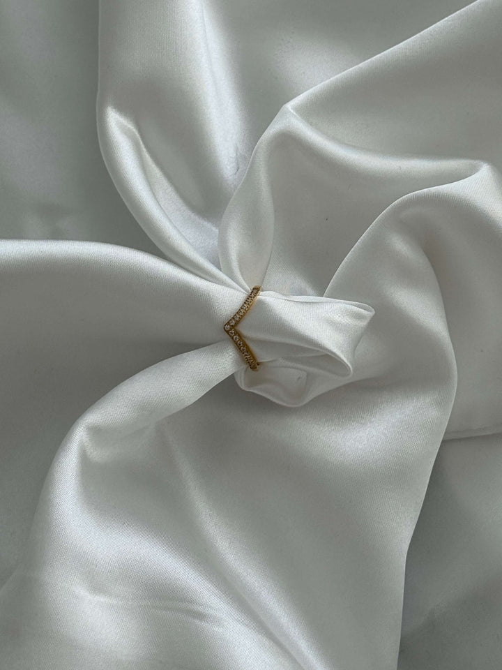 Zariah V-Cut Rhinestone Band Ring